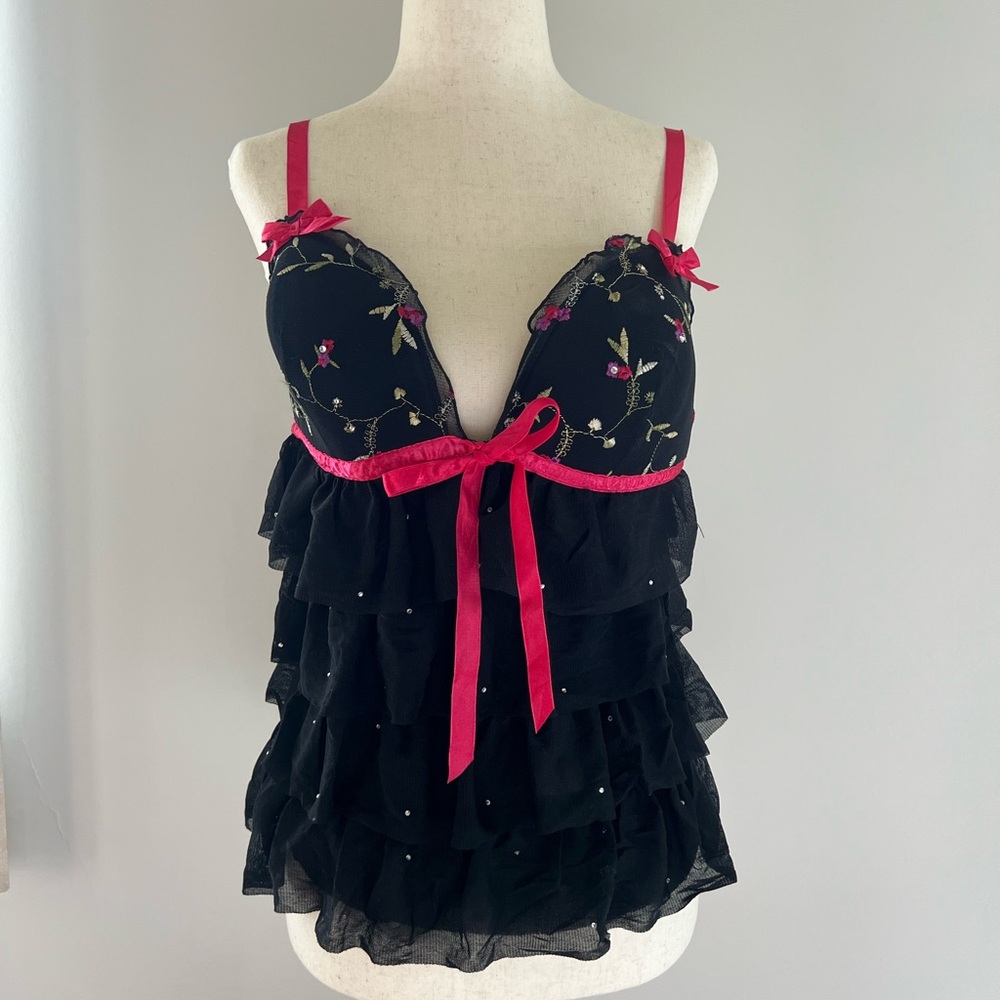 NWT Victoria Secret’s Babydoll Top in Black